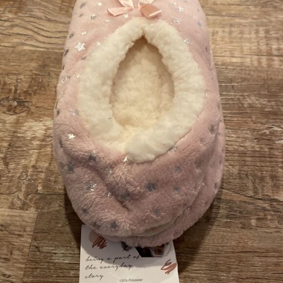 Cozy Corner Club Slipper Foil Cozies Pink Fluffy w Silver Star M/L - Picture 12 of 13